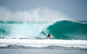 Krui Surfing Bed & Breakfast 2*